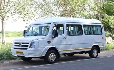 best tempo traveller in patna